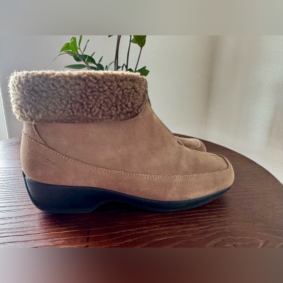 Dr. Scholl's Tan Leather Ankle Boots with Zipper Womens Size 8.5 - Picture 5 of 11